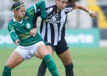 Campeonato Nacional Feminino, competição entre mulheres