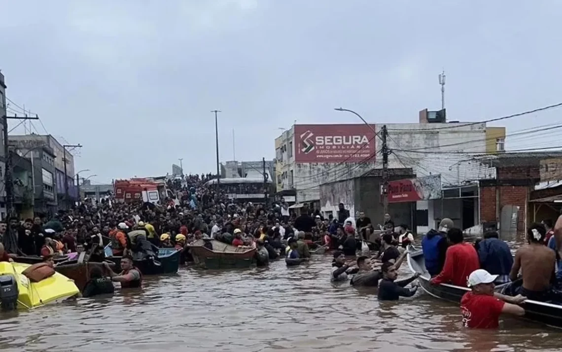 enchentes, inundações;