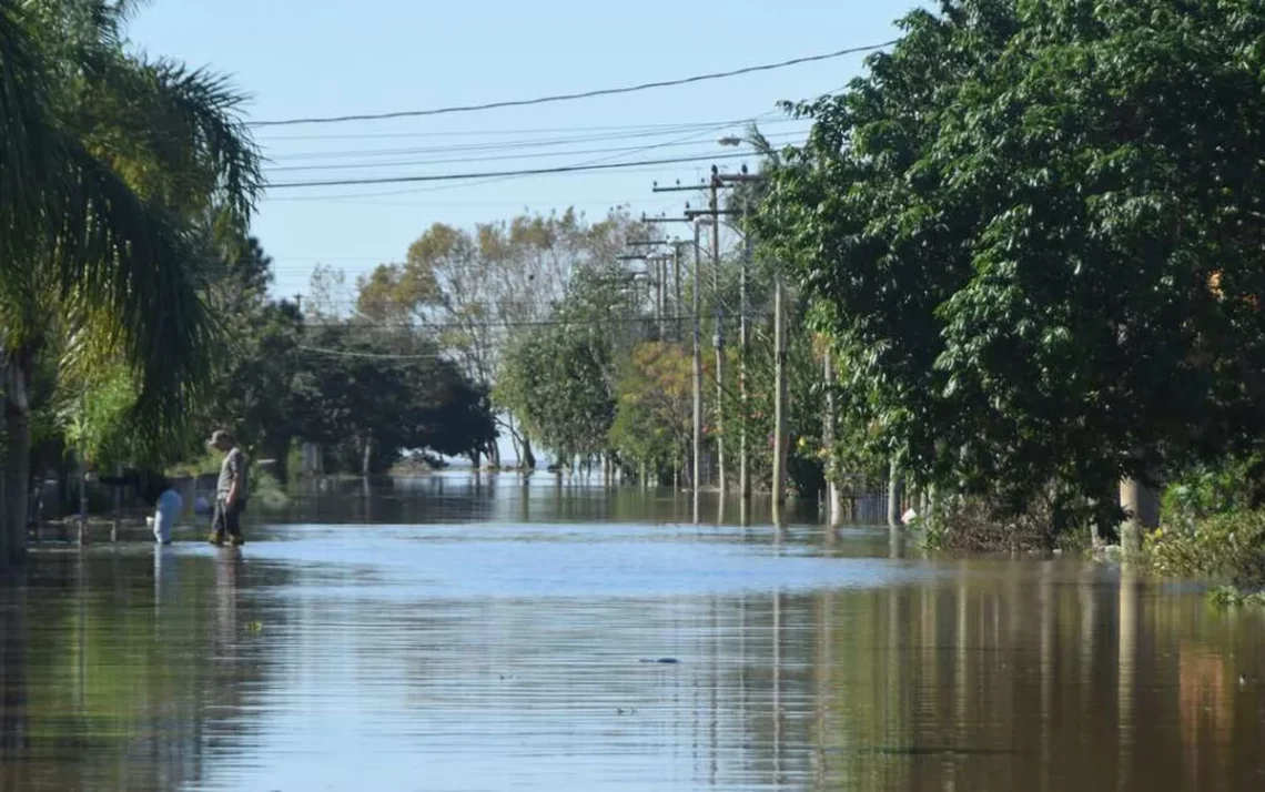 inundações, desastres hidráulicos;