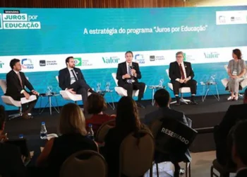 Programa Financeiro Educação, Programa Educação Juros, Educação Financiada, Programa Financiamento Educação;