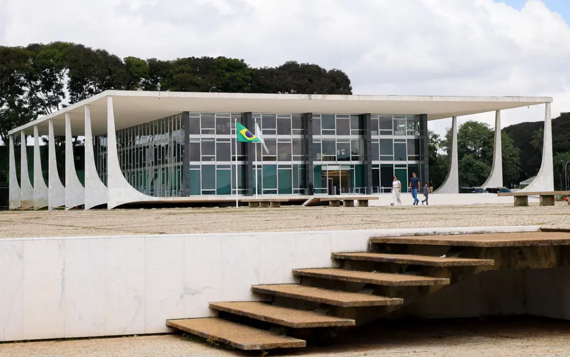 medidas preventivas, ações de precaução, providências cautelares;