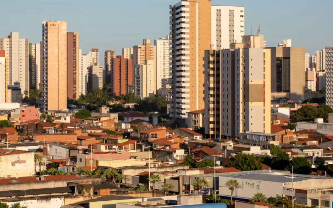 aluguel de residências, locação de moradias, arrendamento de casas;